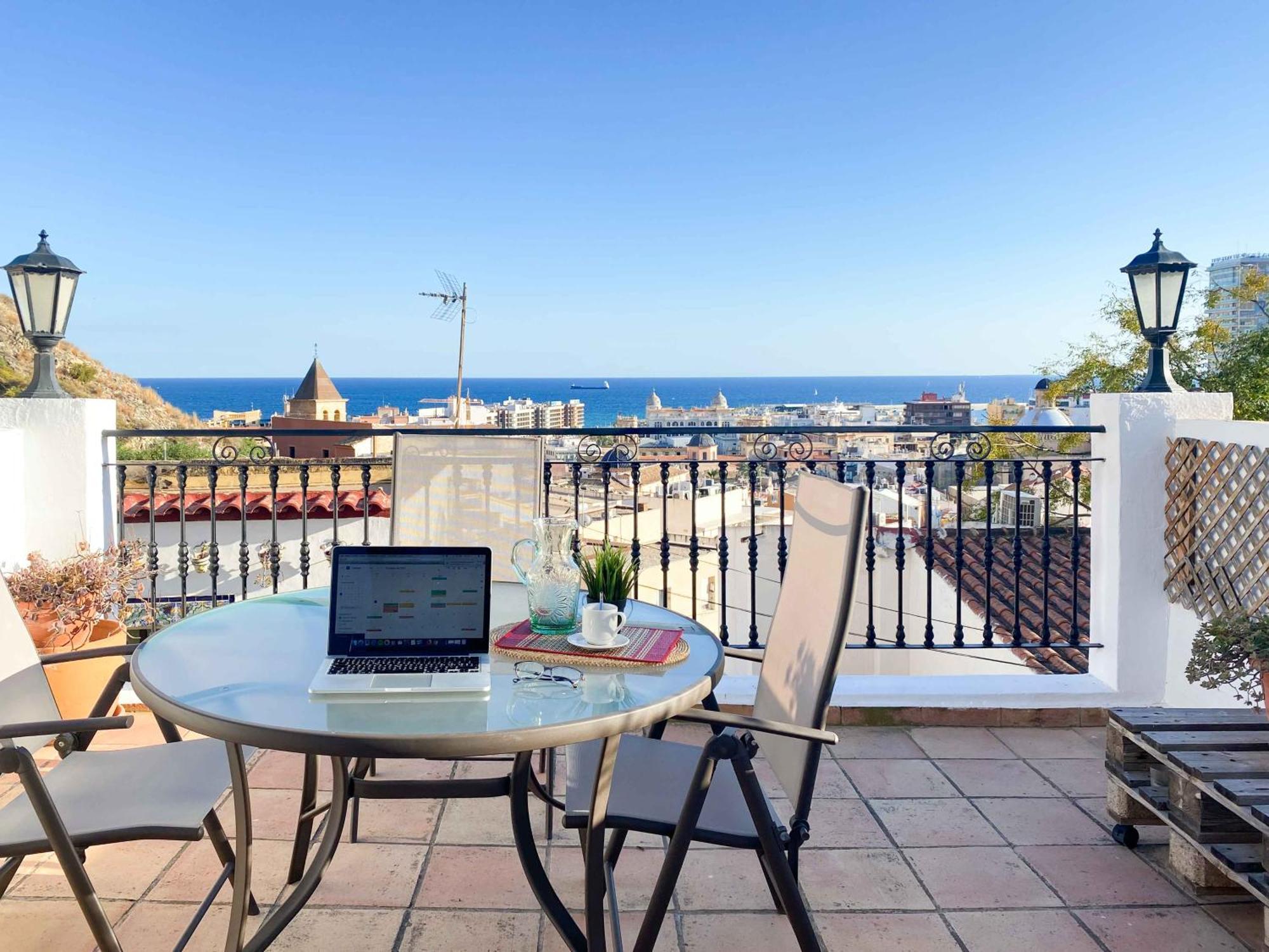 Casa Moll. Tradicion Y Bonitas Vistas De Alicante Eksteriør bilde